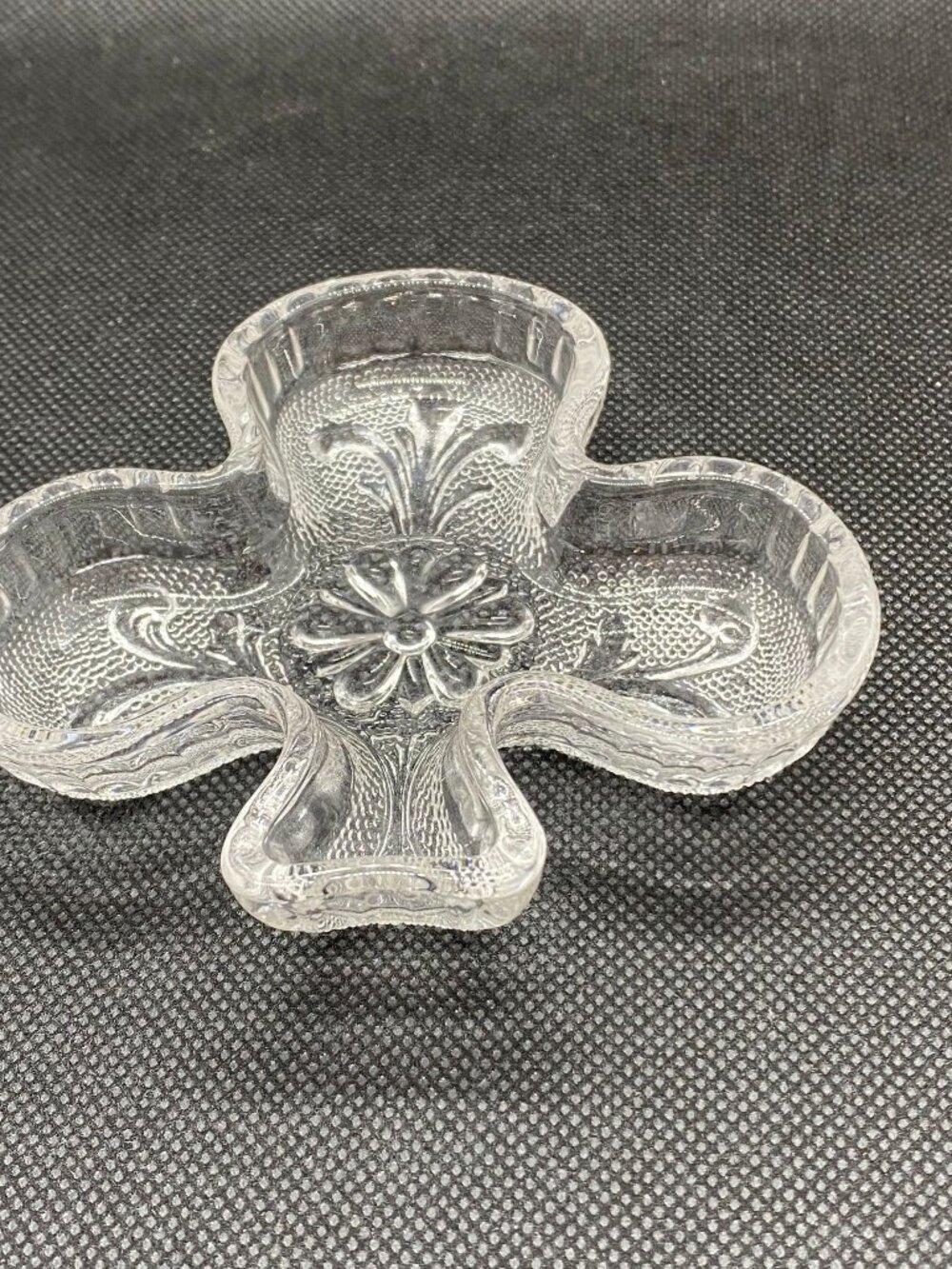 Tiara Clear  Clubs tray